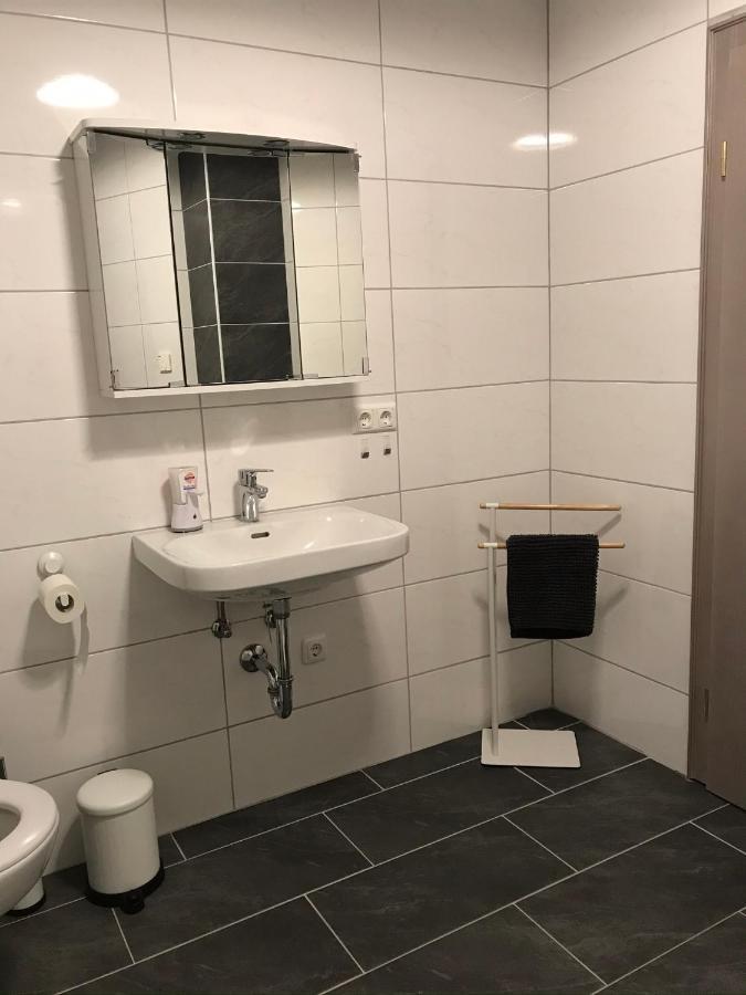 Gemutliche 3-Zimmer Wohnung Saal an der Donau エクステリア 写真
